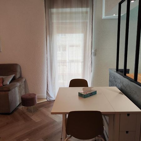 Le Petit Angle Appartement 2 Pieces, Plein Centre Ville, Pres De La Gare Jusqu'A 4 Personnes Bellegarde-sur-Valserine Exterior photo